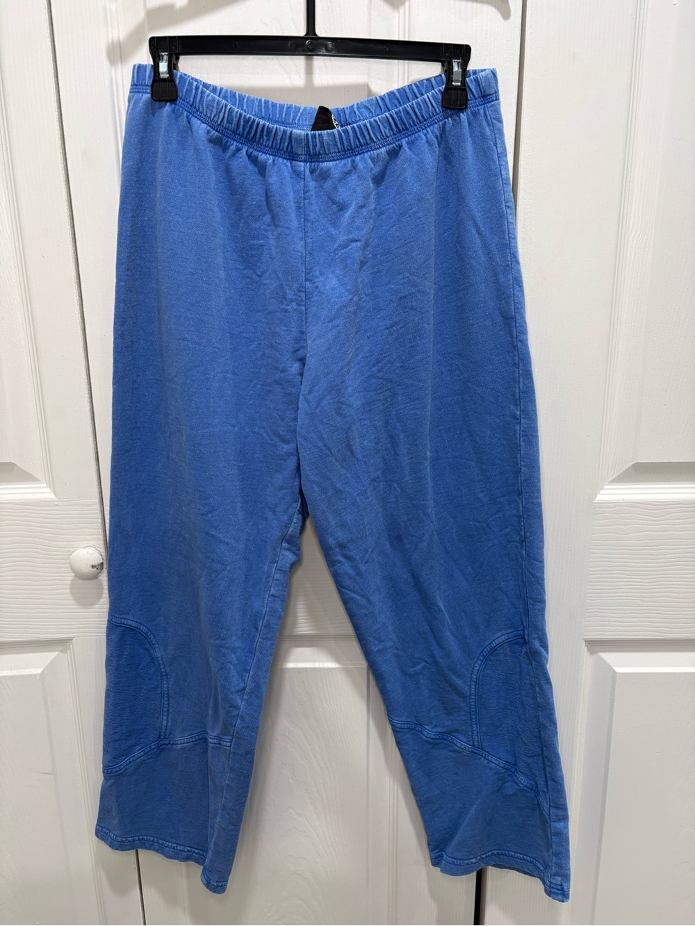Women’s Relaxed Elastic-Waist Pants in Blue
